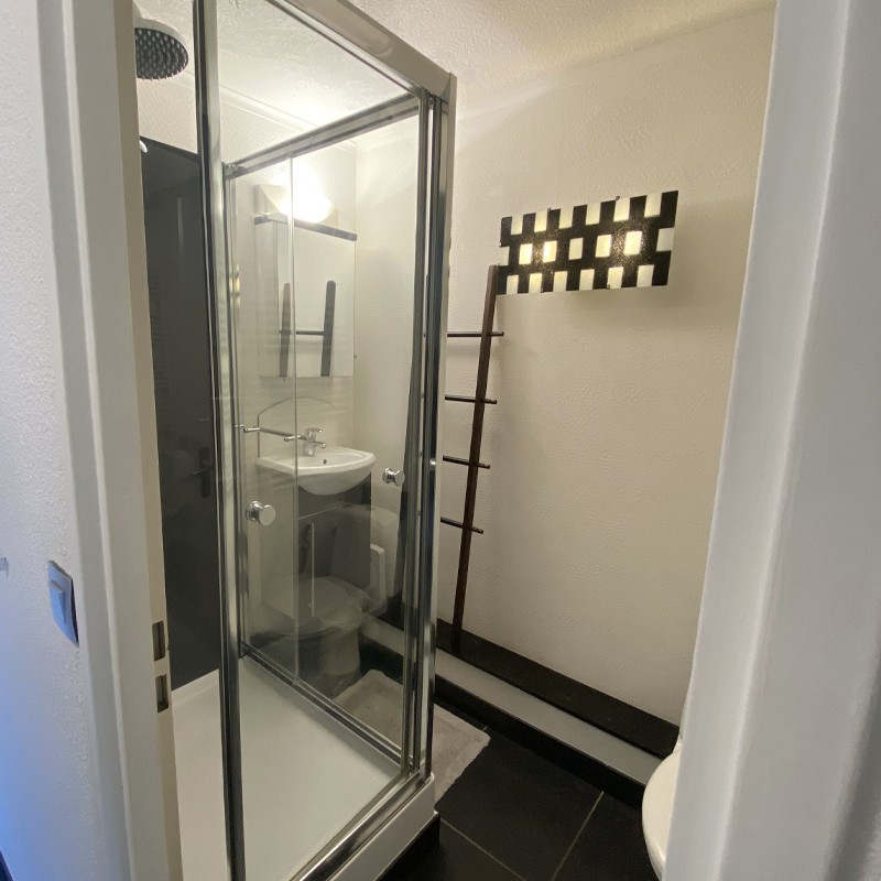 Salle de bain  / Toilettes